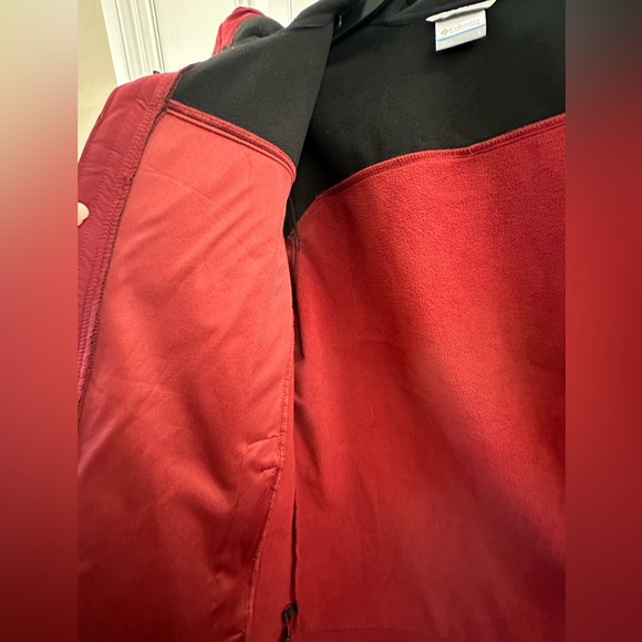 Men's Omni Wind Maroon & Black Hooded Jacket in Size Large - Picture 7 of 10